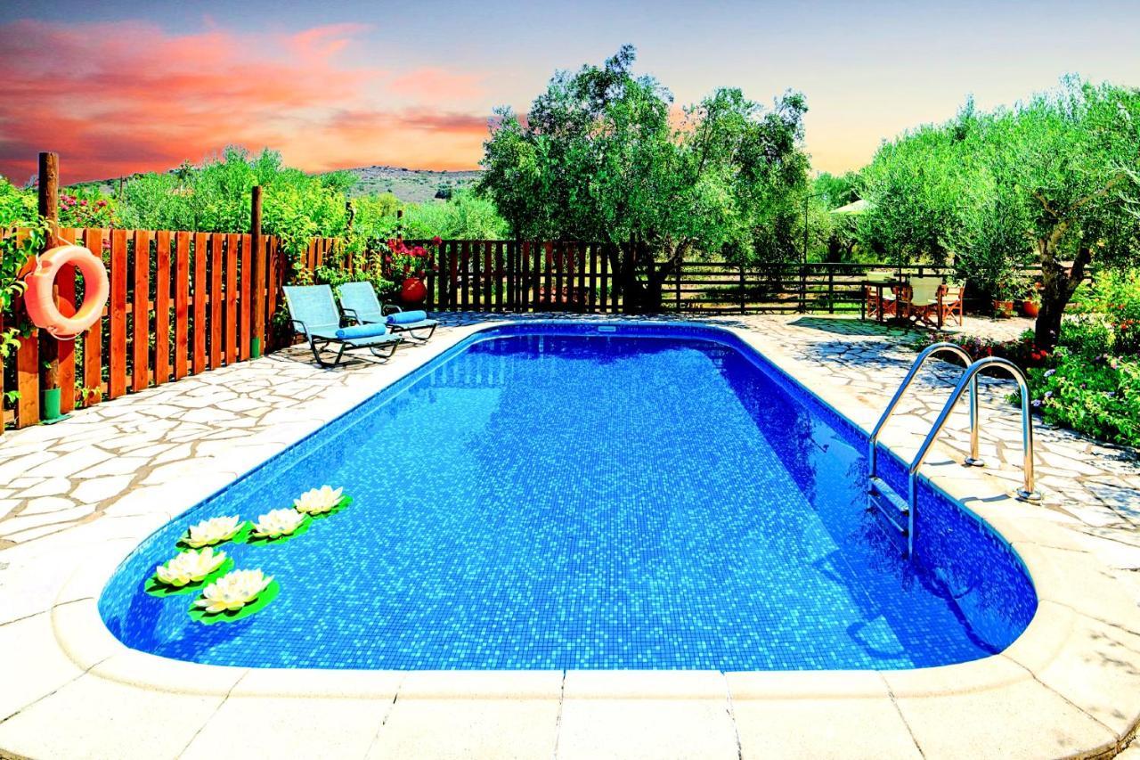 Sentido Villas Αρμένοι Εξωτερικό φωτογραφία